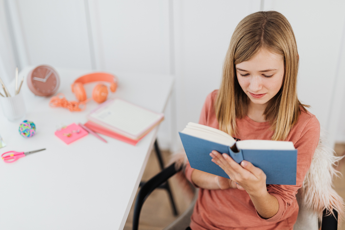 What Is Visual Stress? Symptoms, Causes and How an Orthoptist Can Help